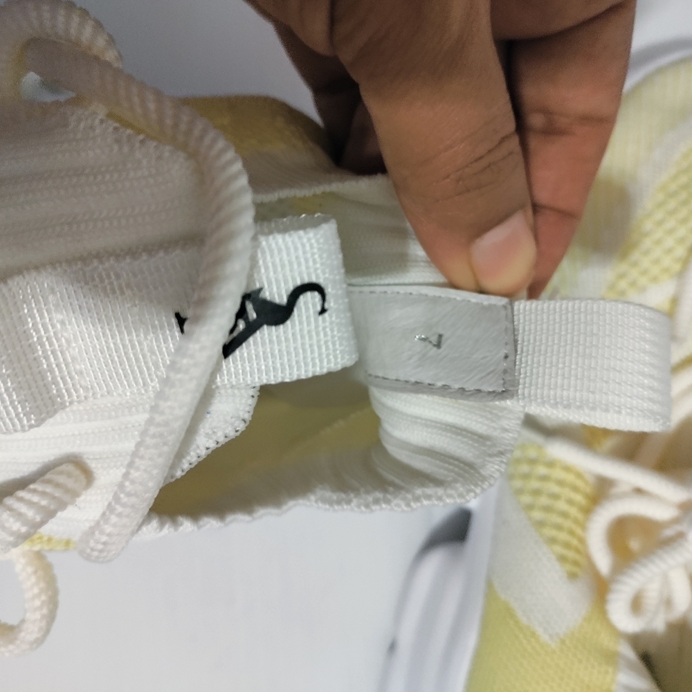 New SIA Collective Lemonades sneakers - Picture 2 of 3